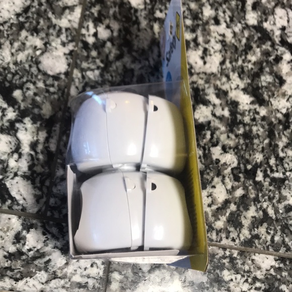 Door knob cover - Picture 2 of 3